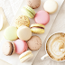 Hola lunes: macarons y cappuccinoHello Monday: macarons and cappuccino