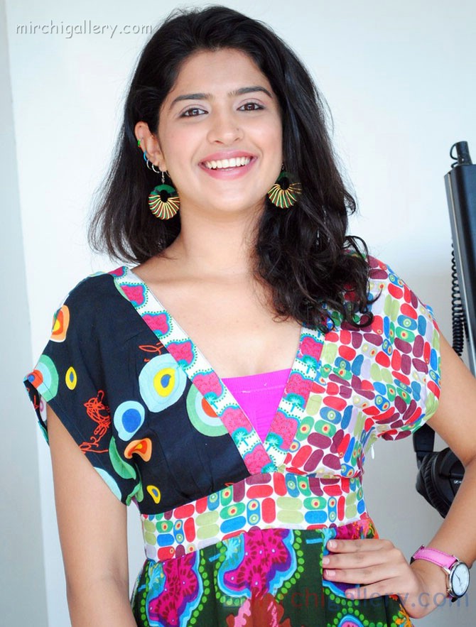 deeksha seth stills