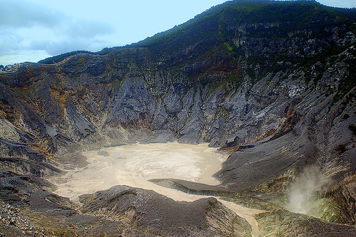 5 Gunung Angker di Jawa  Apa Kabar Dunia