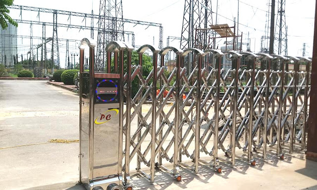 Cổng xếp điện inox tại Hà Nội