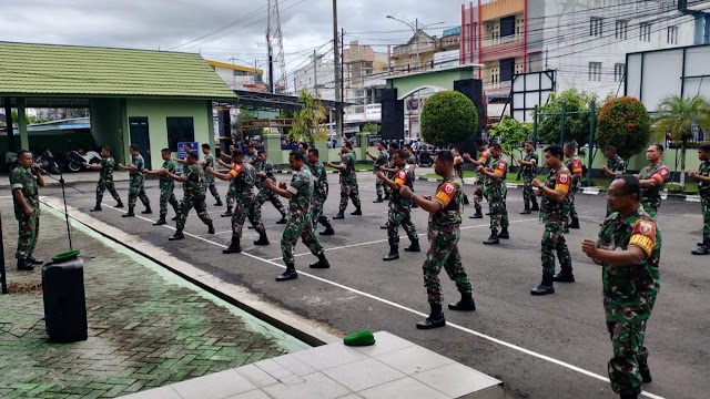 "Fisik Harus Tetap PRIMA" Para Prajurit Kodim 1007/Banjarmasin Laksanakan Latihan Beladiri Militer ?!