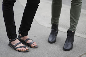 men's strappy leather sandals seattle street style fashion it's my darlin'