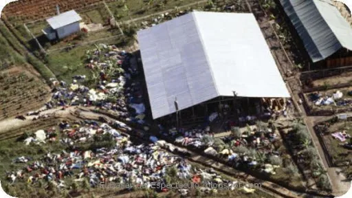 A&E - LA MASACRE DE JONESTOWN - 2.jpeg