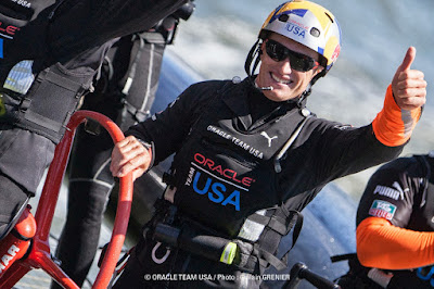 James Spithill embarque à bord du maxi trimaran Macif