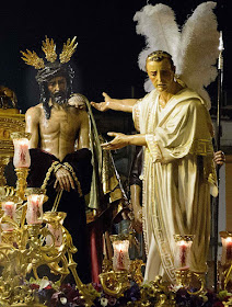 Pilatos apresenta Jesus ao povo judeu para que escolha entre Ele e Barrabás, mistério de São Bento, Semana Santa, Sevilha