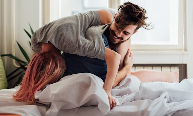 Women Lack Sexual Confidence - 5 Sex Tips To Satisfy Your Husband. 