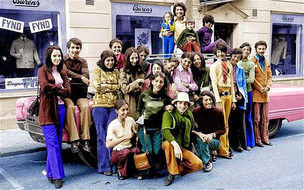 Rarest Historical Photos, That you can Never Forget. - Photo of Osama bin Laden, when he was only 14 years old (2nd from the right)