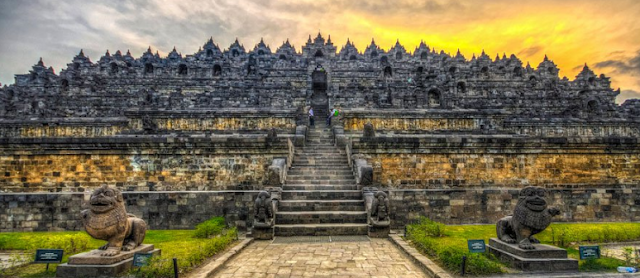 Enjoy The Beauty of The World Heritage, The Temple of Borobudur