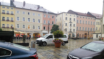 Bundeswehr auf dem Stadtplatz Traunstein 