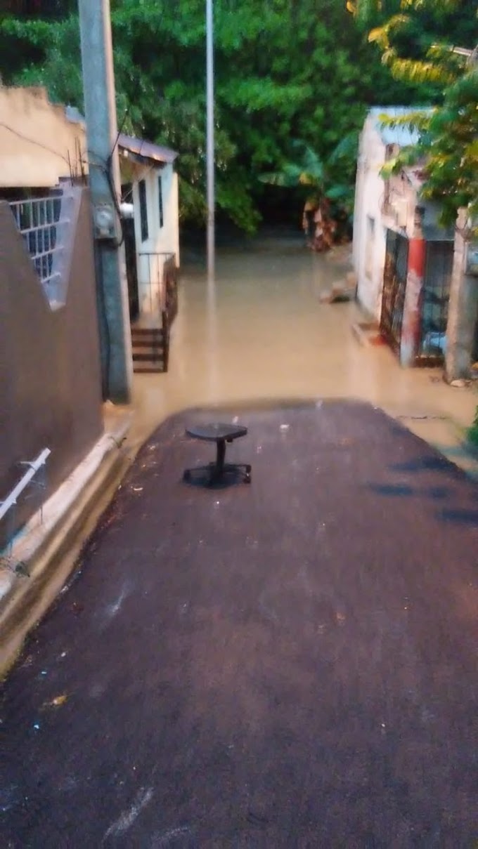 Crecida de cañada inunda algunas calles de los Girasoles