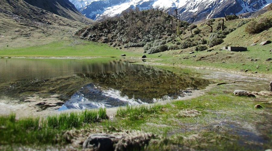 Ruinsara Tal Trek