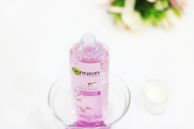 Garnier Sakura White Pinkish Radiance Essence Lotion