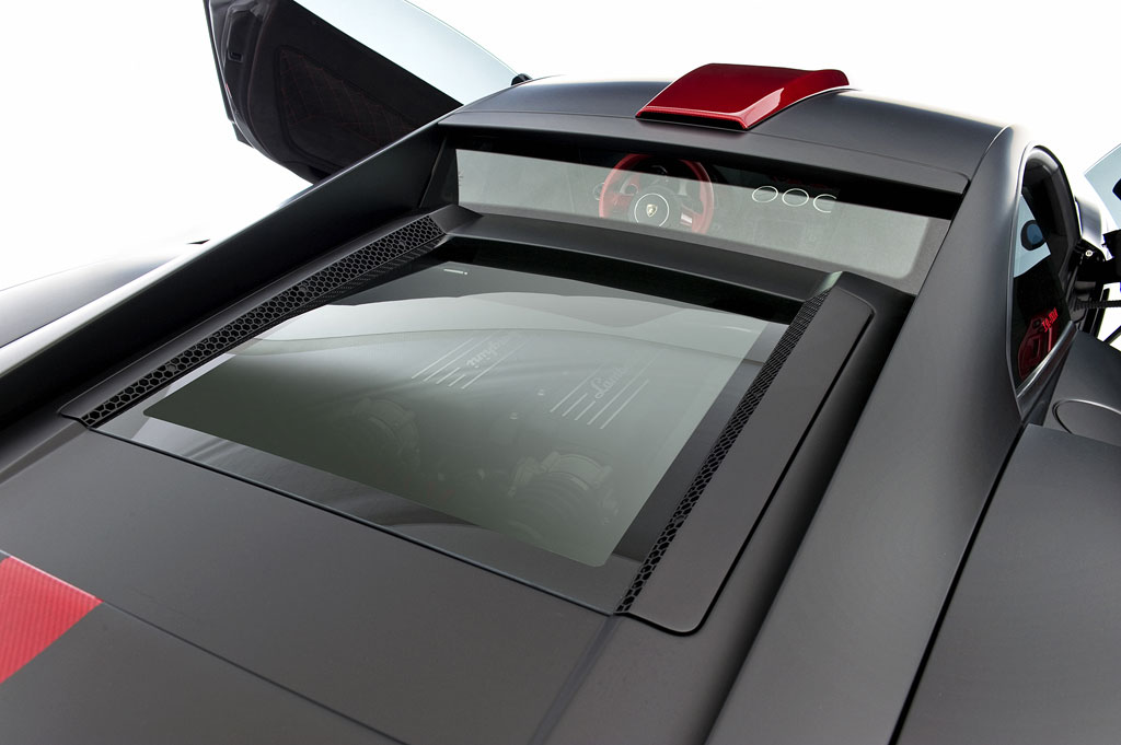 The HAMANN Lamborghini Gallardo Victory II also features an air intake on 