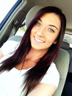 Sexy Girls Car Selfies