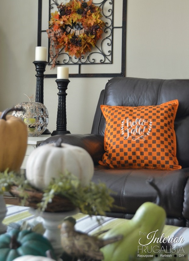 Checkered Fall Pillow Vignette 700