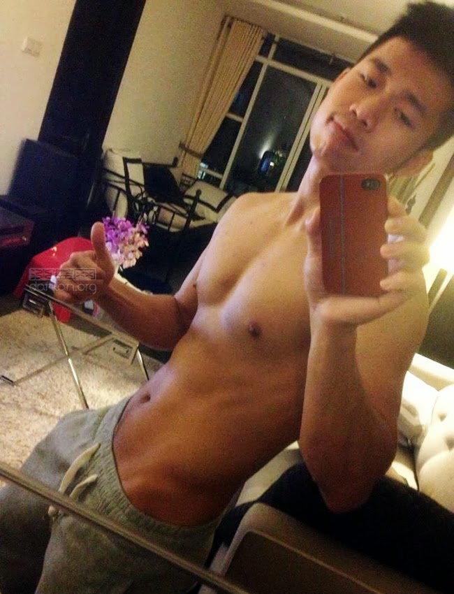 http://gayasiancollection.com/hot-asian-hunks-absolutely-hot/