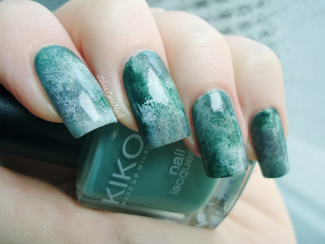 Silvia Lace Nails: Random sponging camouflage inspired