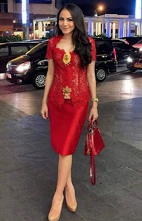 Motiv Usaha Model Kebaya Wisuda Favorit Mahasiswi Motiv Usaha Model Kebaya Wisuda Favorit Mahasiswi