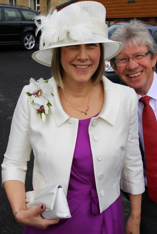 Lovely Vintage Purple Wedding of Claire Andrew at All Souls Church 