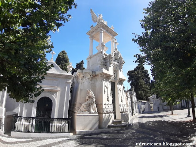 Кладбище Празериш, Лиссабон