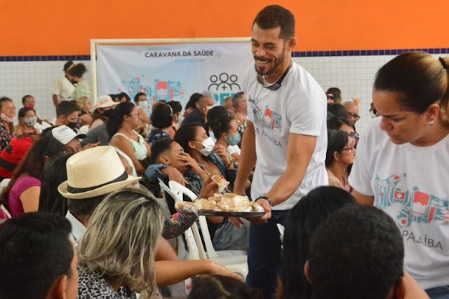 Primeiro dia da Caravana da Saúde no Valentina Figueiredo beneficia cerca de 600 pessoas