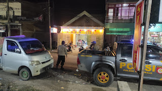 Jaga Sitkamtibmas Di Jam Rawan, Personel Polsek Anggeraja Laksanakan Patroli Malam
