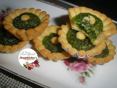 Am-Flora: TART BERINTI NENAS + EPAL HIJAU