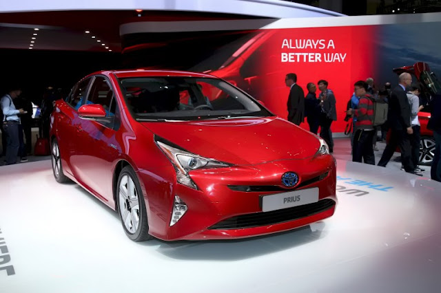 Toyota Prius 4 (2016)