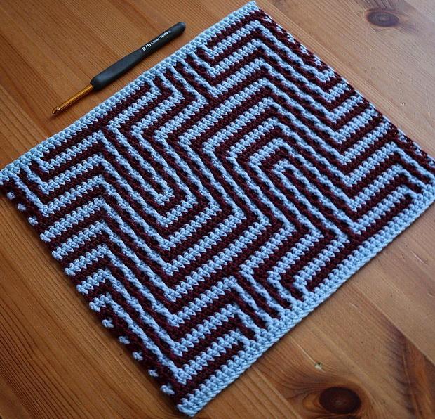 Crochet blanket-Free Mosaic Pattern