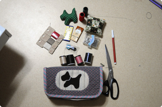 Storage bag sewing tools sewing handicraft supplies. Сумочка для хранения швейных принадлежностей.