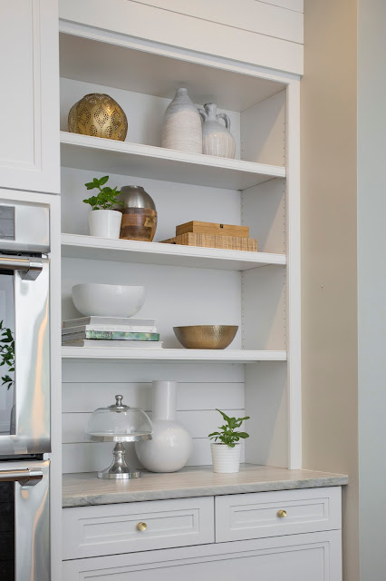 white kitchen, shelf styling, bookshelf styling, shelfie, white design