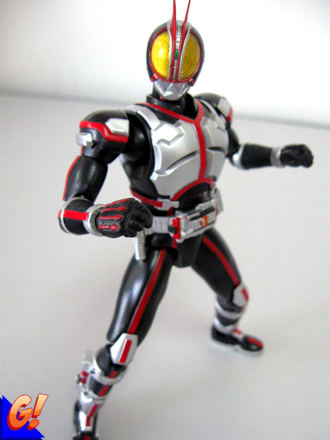 S.H. Figuarts Masked Rider Faiz Review