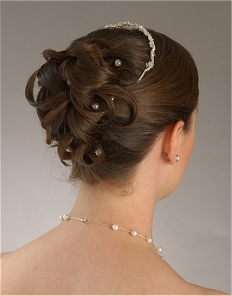Wedding Hairstyles: Modern Wedding Hairstyles With Bun
