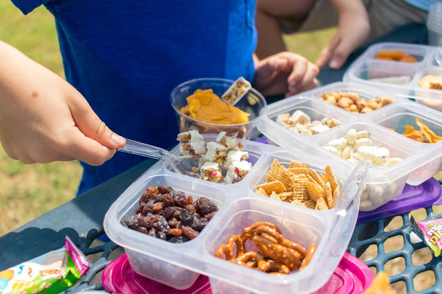 Birthday Blast Chewy Mini Dipps Trail Mix for On-the-Go Snacking!