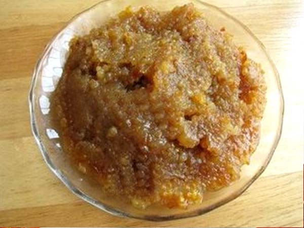 500 gm Moong dal (green) 500 gm sugar 500 gm ghee 500 gm Moong dal (green) 500 gm sugar 500 gm ghee