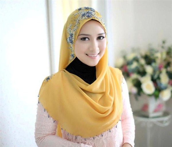 model hijab untuk ke pesta ijab kabul 2017/2018