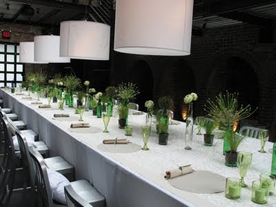 black and white wedding table settings. (long table seating)