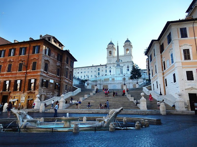 Escalinata de la Plaza de España en Roma, viajes y turismo