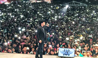 Julión Álvarez en concierto de la Ke Buena | Ximinia