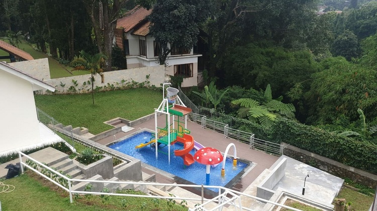 Hotel Ariandri Puncak waterboom