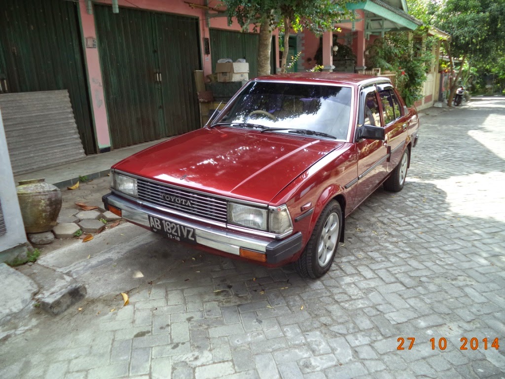 DIJUAL COROLLA DX 1982 JOGJA LAPAK MOBIL DAN MOTOR BEKAS