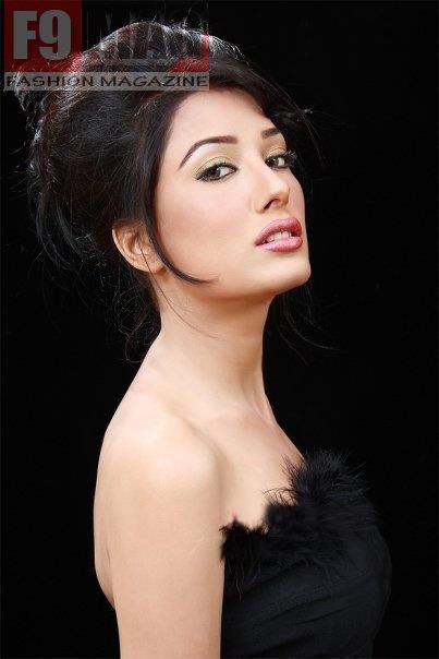 Mehwish Hayat hot images; sexy pics; f9 mag;