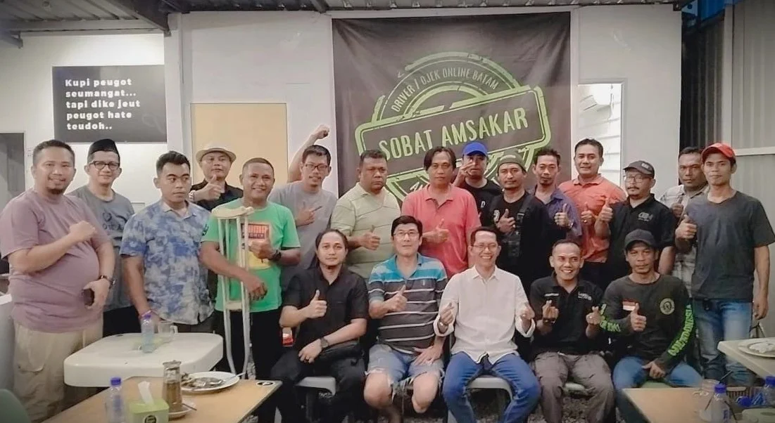 Calon Walikota Batam Periode 2024-2029 lakukan foro bersama dengan Relawan Sobat Amsakar.