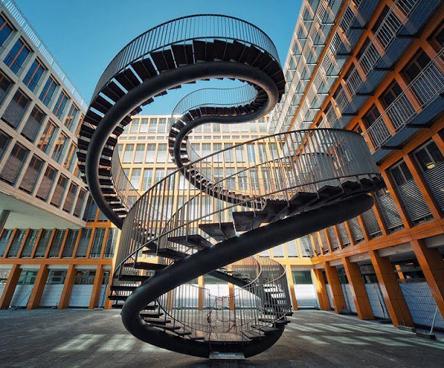 endless stairs, sculpture, germany, olafur, olafur eliasson, double spiral staircase, steel, kpmg office