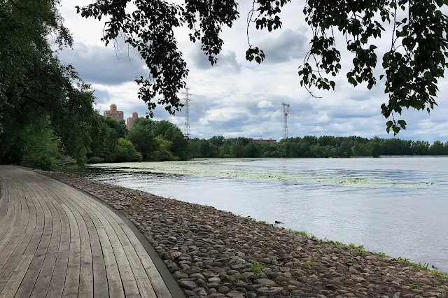 парк «Покровский берег», Химкинское водохранилище