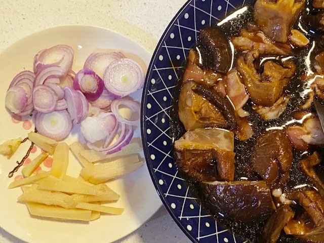 braised shiitake mushroom chicken