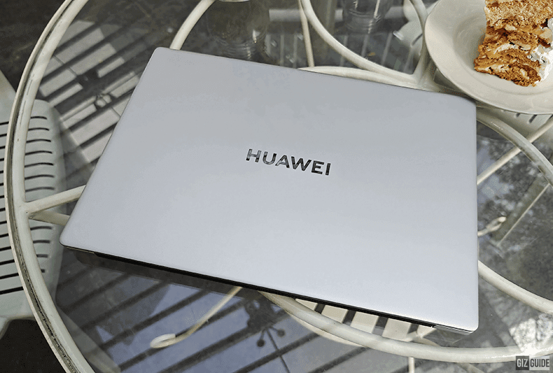 Aluminum cover showing the HUAWEI logo