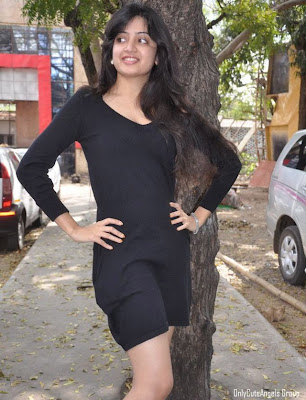 Poonam_Kaur_In_Black_Dress