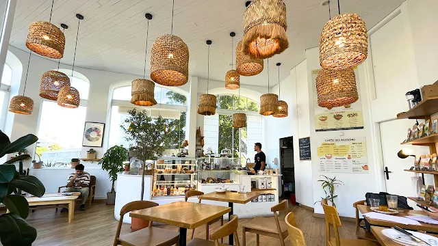 ジュネーブで人気のカフェ：ユートピア（Utopia）