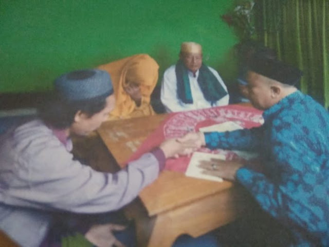 Kakek Usia 60 di Pasuruan Nikahi Perempuan 20 Tahun